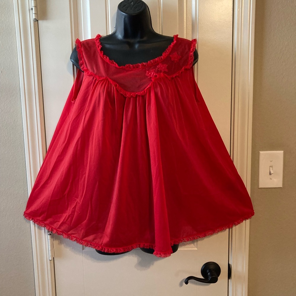 Vintage 60’s Shadowline Baby Doll Nightie Red Sz M